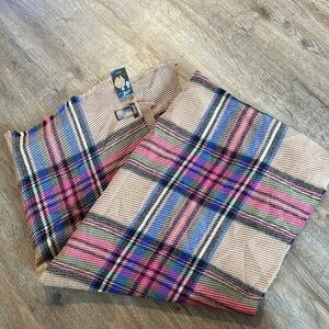 NWT MIXIT PLAID BLANKET SCARF (OS)